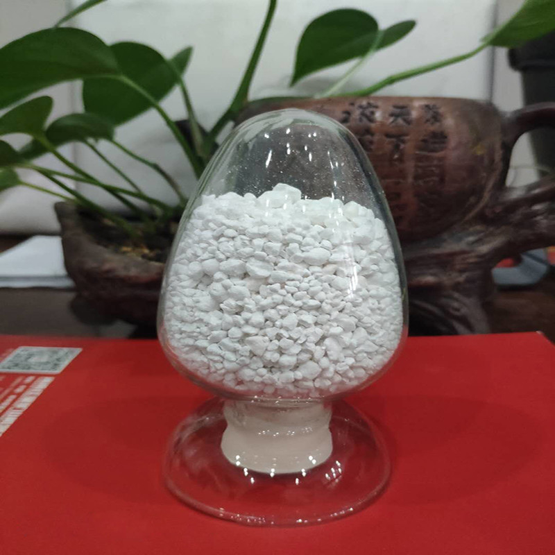 Sản phẩm hóa chất dạng hạt màu trắng CAS13775-53-6 Cryolite tổng hợp Na3alf6 dùng cho ngành điện phân nhôm