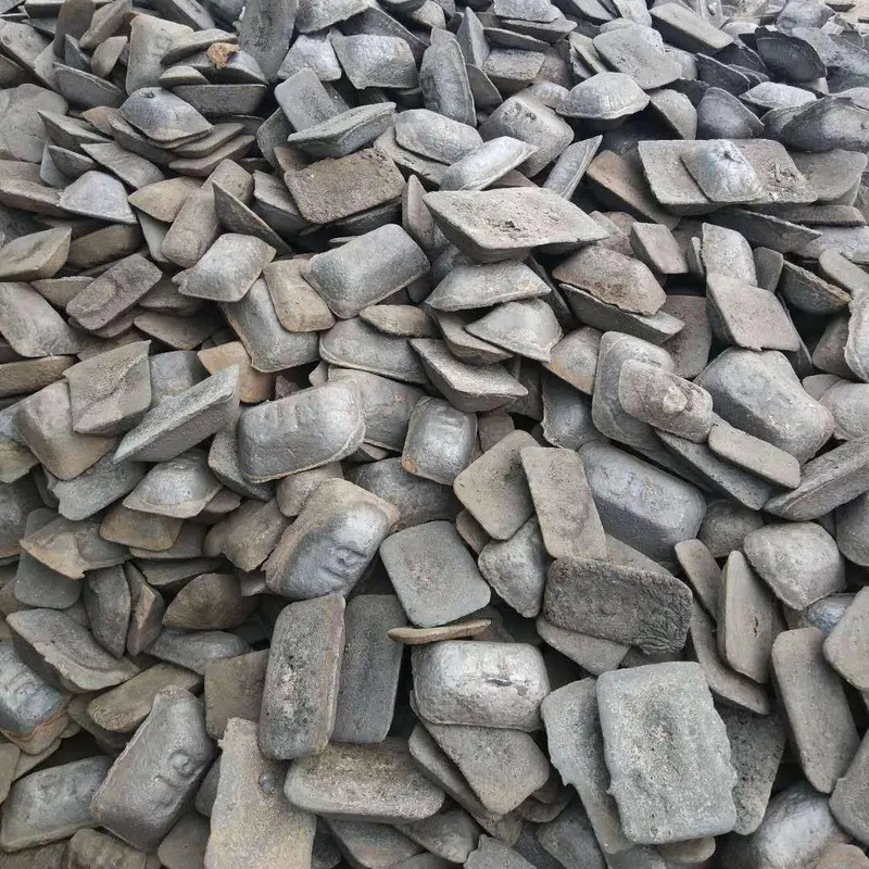 Phốt pho độ tinh khiết cao Sắt lợn giống như bánh mì được sử dụng để bảo vệ thép khỏi ăn mòn trong nước biển