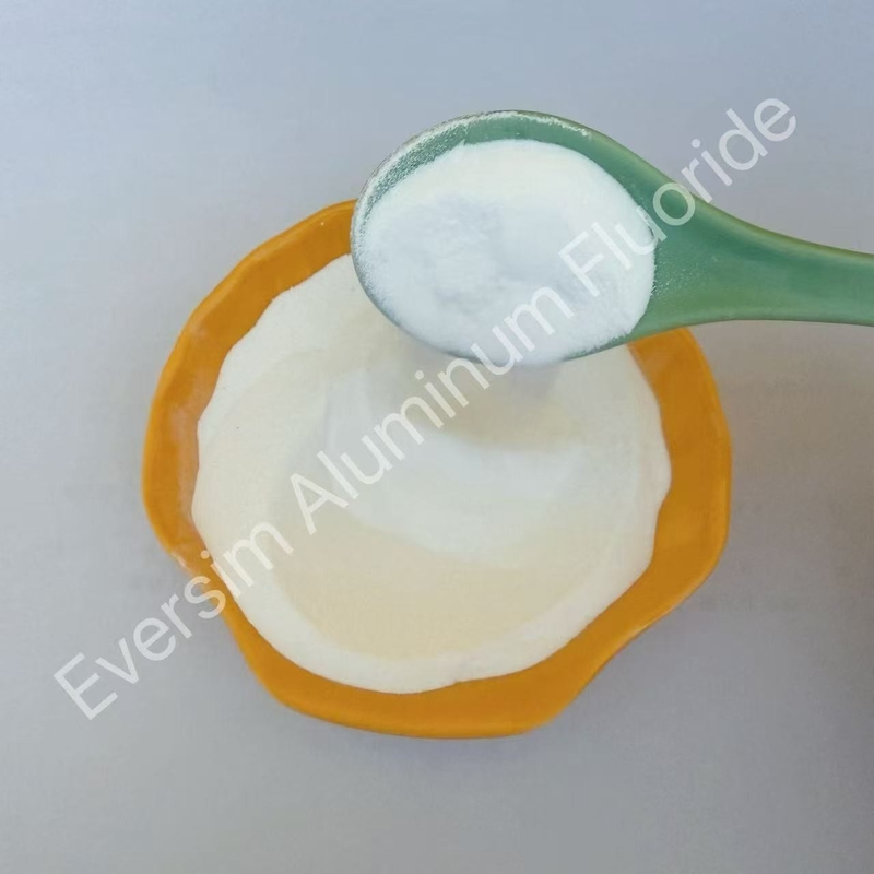 Độ tinh khiết cao CAS số 7784-18-1 Vàng cát nhôm Fluoride AlF3 Flux cho kem da