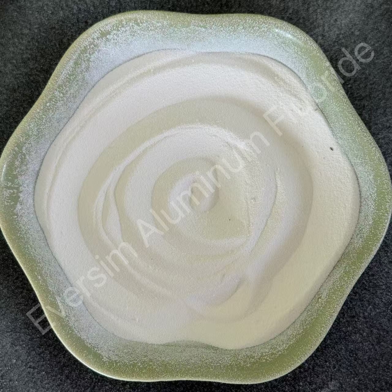 Giá thấp hóa học nguyên liệu nhôm Fluoride AlF3 Giảm điểm nóng chảy của chất điện giải